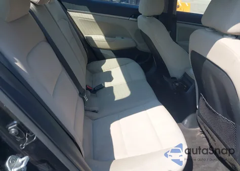 2018 Hyundai Elantra Value Edition z USA, uszkodzony, nr VIN 5NPD84LF3JH220108